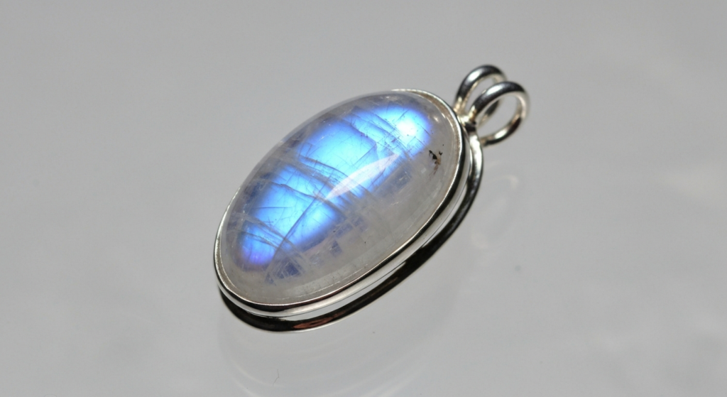 Bali moonstone silver jewelry